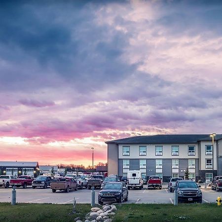 Timber Ridge Inn And Suites Fox Creek Exteriér fotografie
