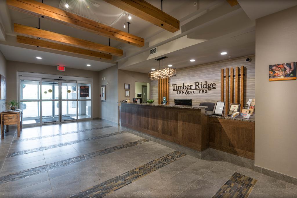 Timber Ridge Inn And Suites Fox Creek Exteriér fotografie