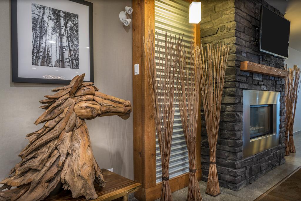 Timber Ridge Inn And Suites Fox Creek Exteriér fotografie