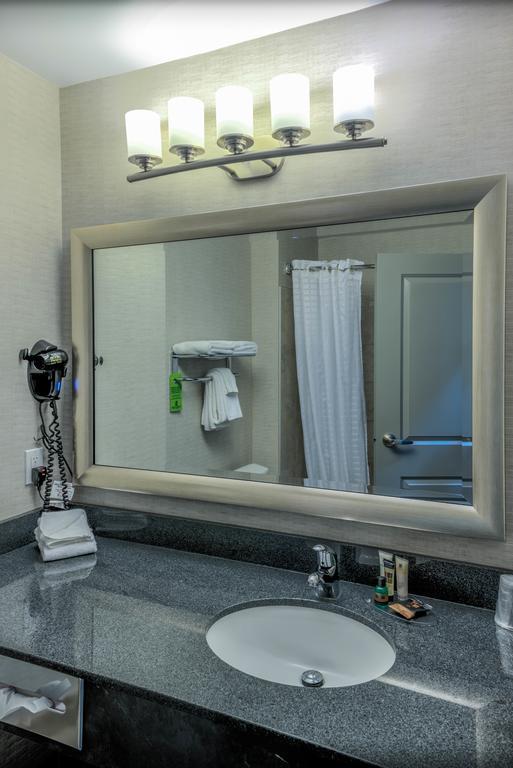 Timber Ridge Inn And Suites Fox Creek Pokoj fotografie