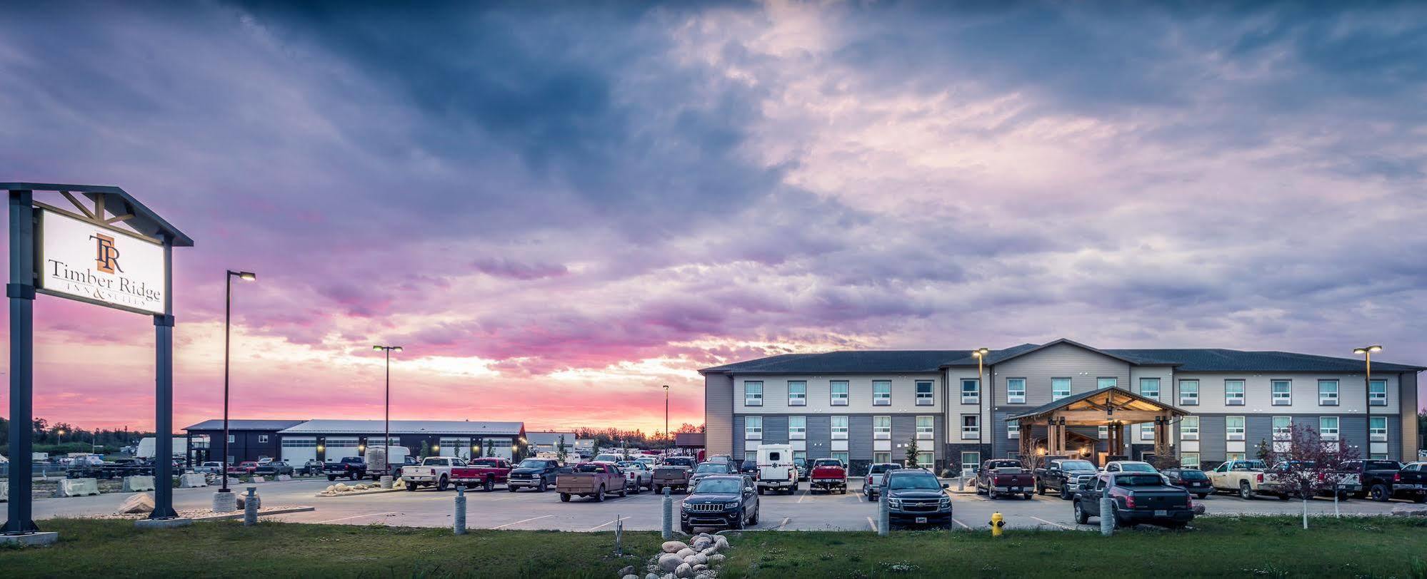 Timber Ridge Inn And Suites Fox Creek Exteriér fotografie